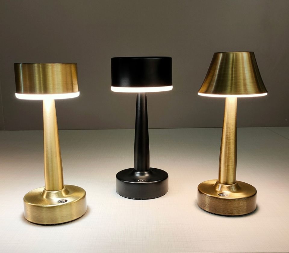 Acceptance Çalışma Masası Lambası LED 3W 11cm Metal Siyah Avonni-ML-64005-BSY
